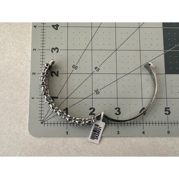 Silver tone 316 L Stainless steel light pale blue rhinestones bangle bracelet - Picture 7 of 9